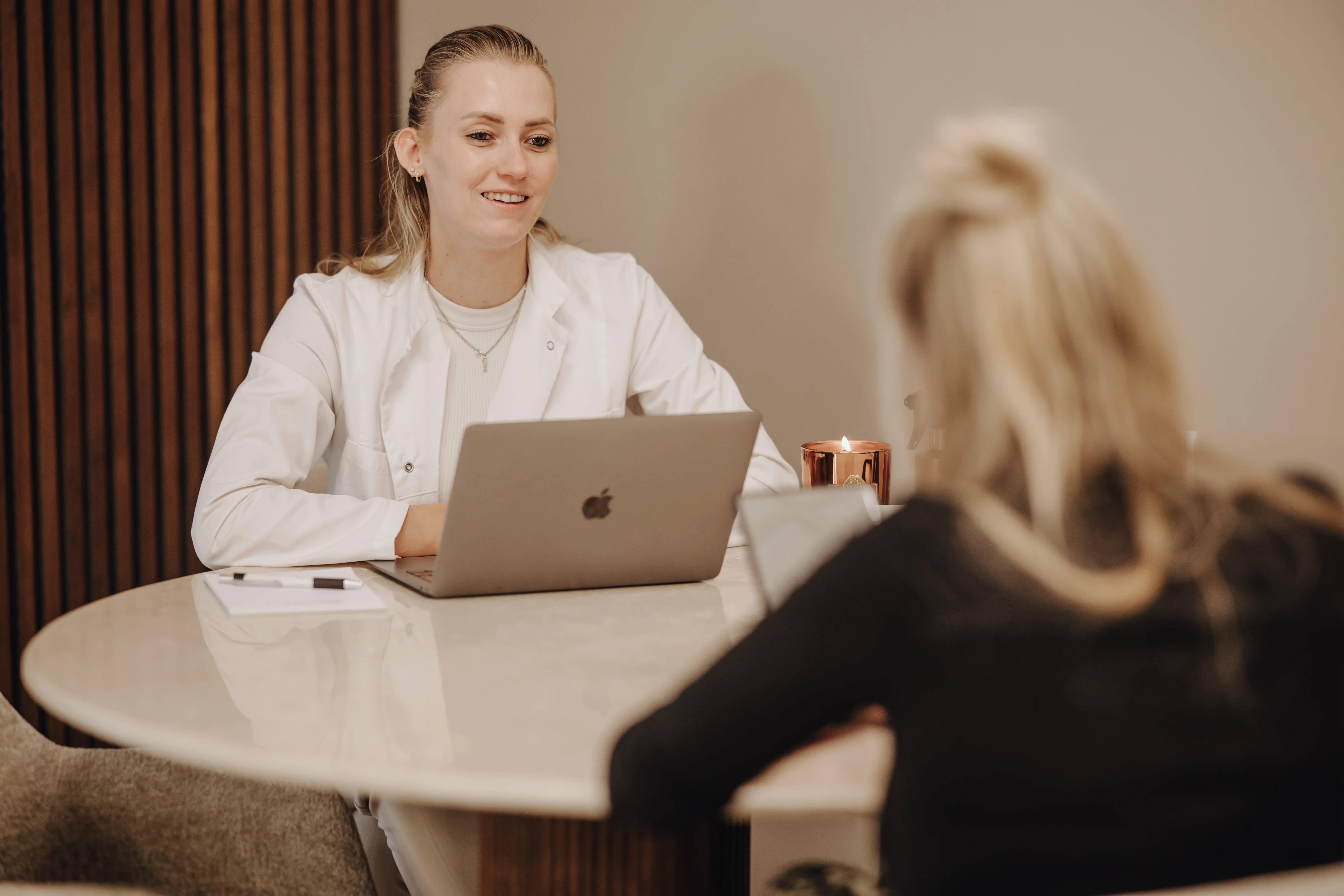 Persoonlijk skincare advies bij Noveve Aesthetics